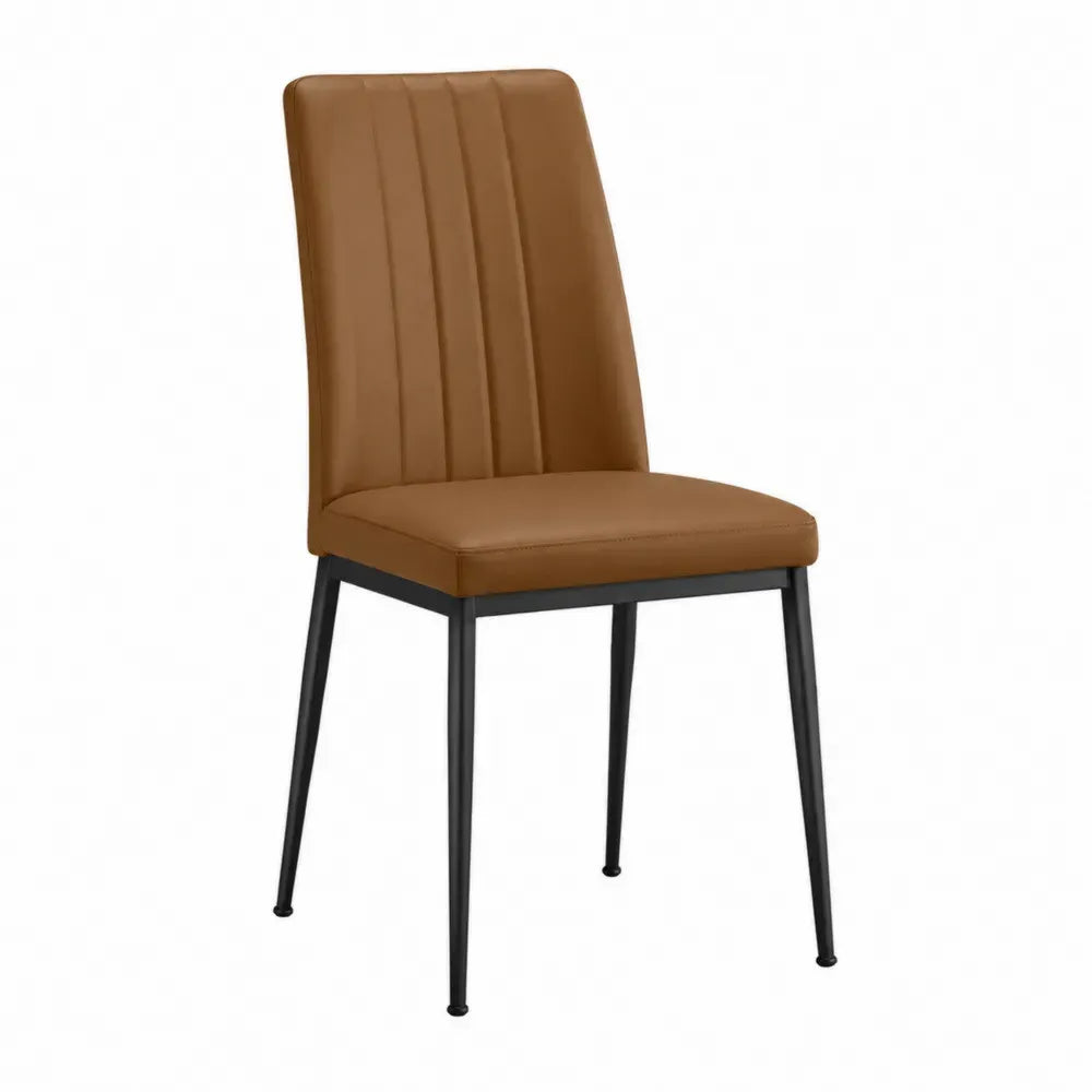 Silla de comedor tapizada en cuero sintético PU marrón con estructura metálica negra patas rectas respaldo alto 45 x 52 x 85 cm